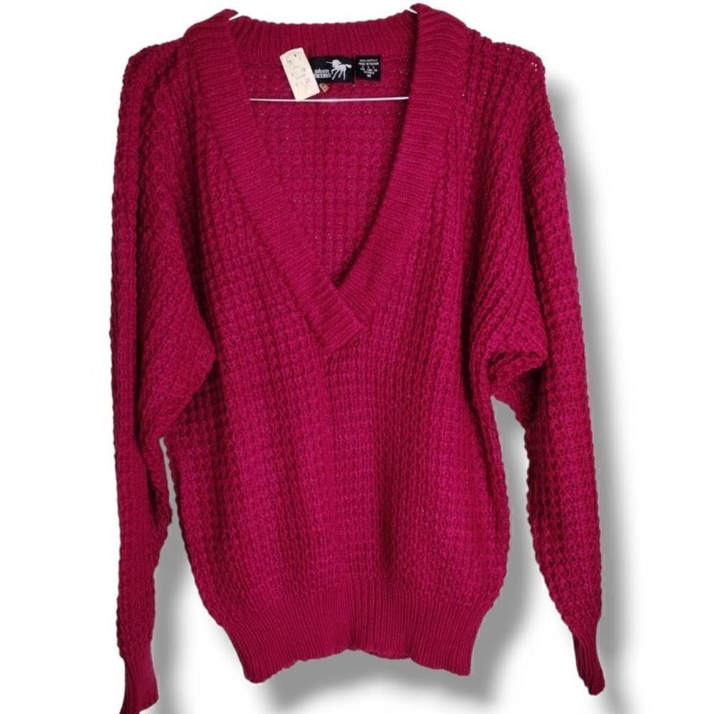 Silver Unicorn Vintage Magenta Pink Waffle Knit V-Neck Sweater Womens Medium NWT
